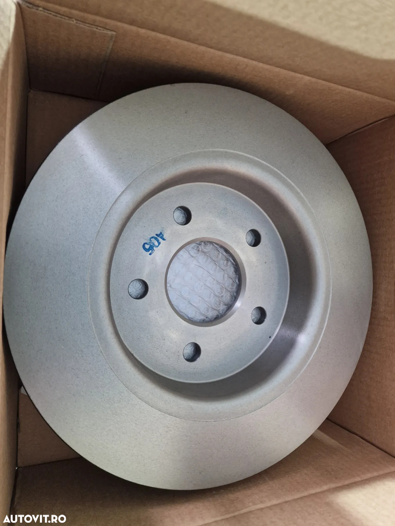 Ford Focus Turnier 2.0 EcoBlue S&S ST mit Styling-Paket - 27