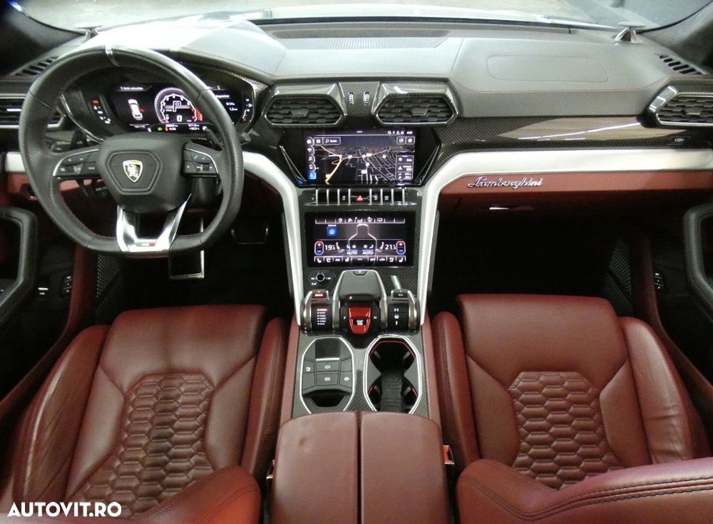 Lamborghini URUS Standard - 7