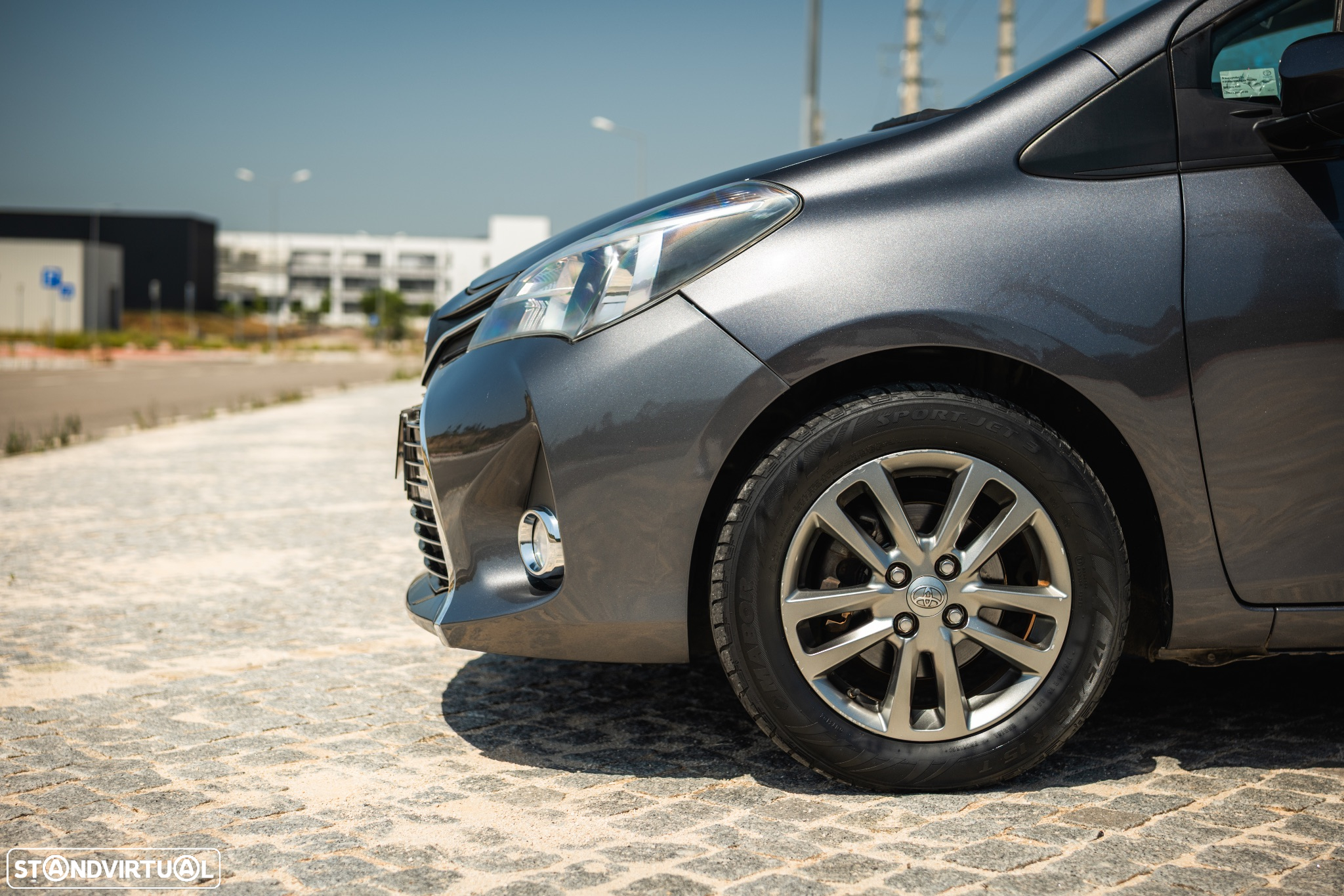 Toyota Yaris 1.0 VVT-i Comfort +PS Style +P.Techno - 8
