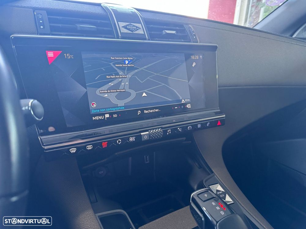 DS DS7 Crossback - 11