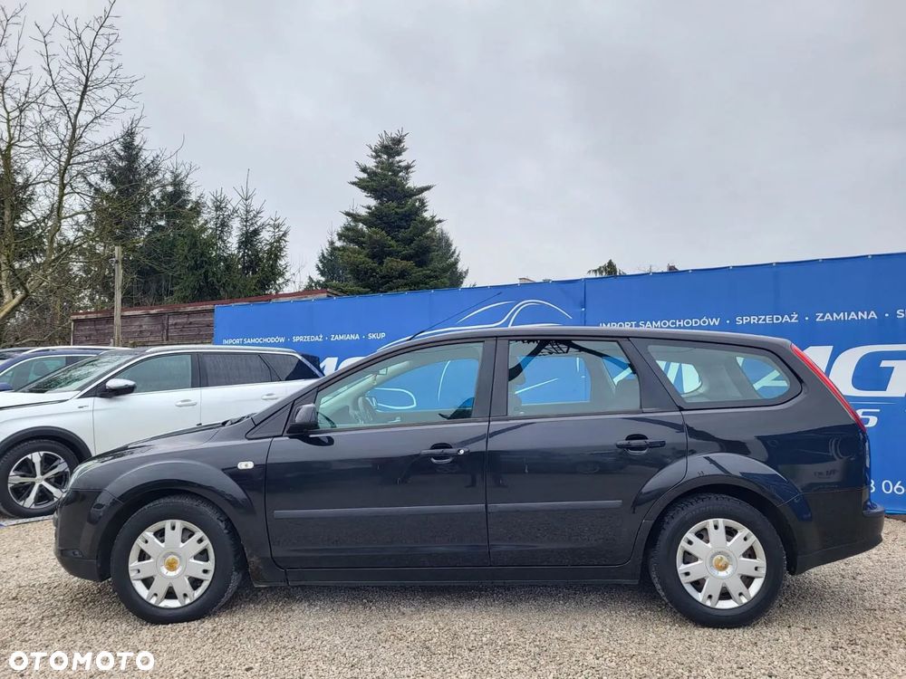 Ford Focus SW 1.6 TDCi Ambiente - 9
