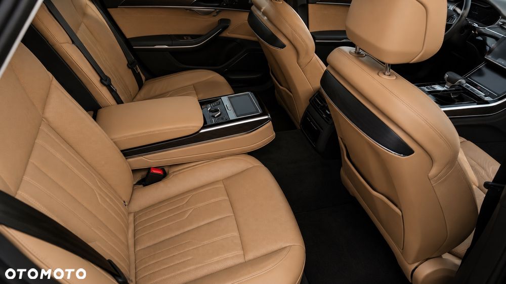 Audi A8 L 55 TFSI mHEV Quattro Tiptr - 11