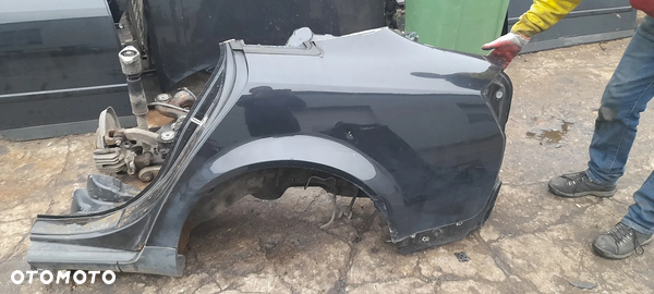 Audi A4 B6  ćwiartka błotnik lewy sedan