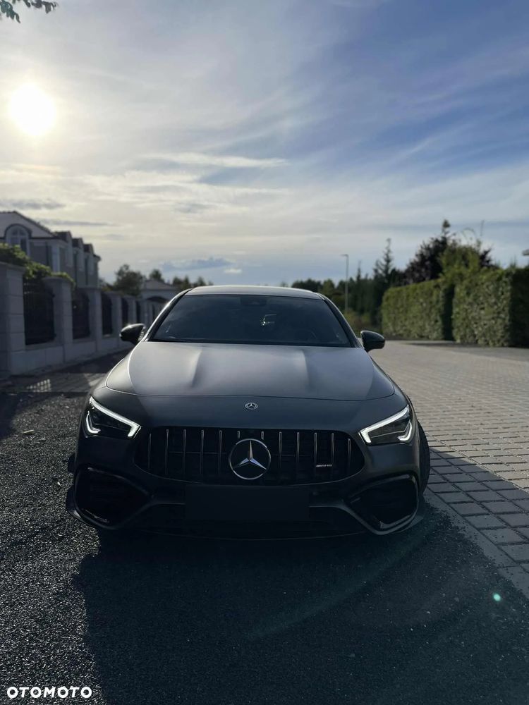 Mercedes-Benz CLA - 5