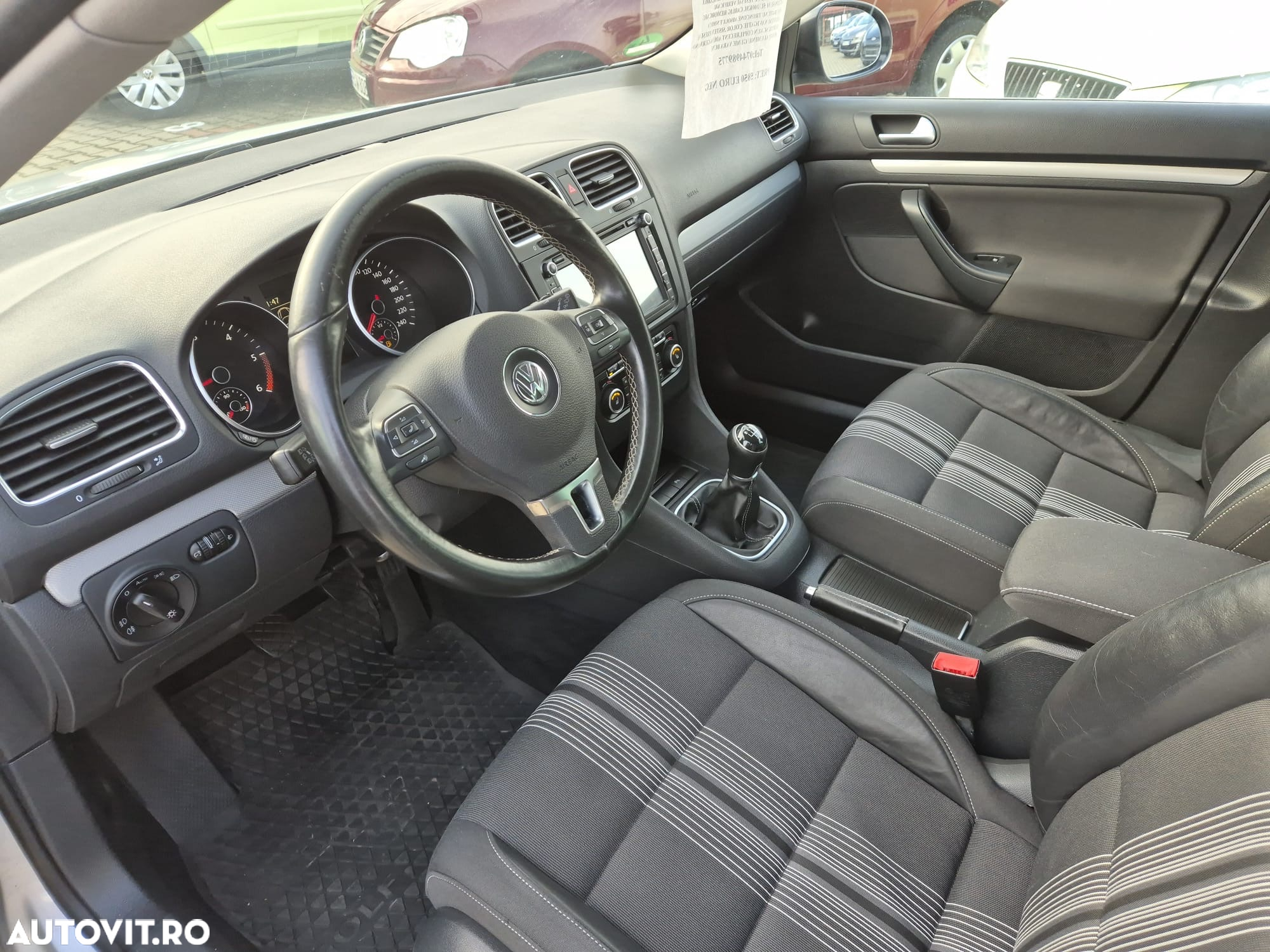 Volkswagen Golf 1.6 TDI DPF MATCH - 3