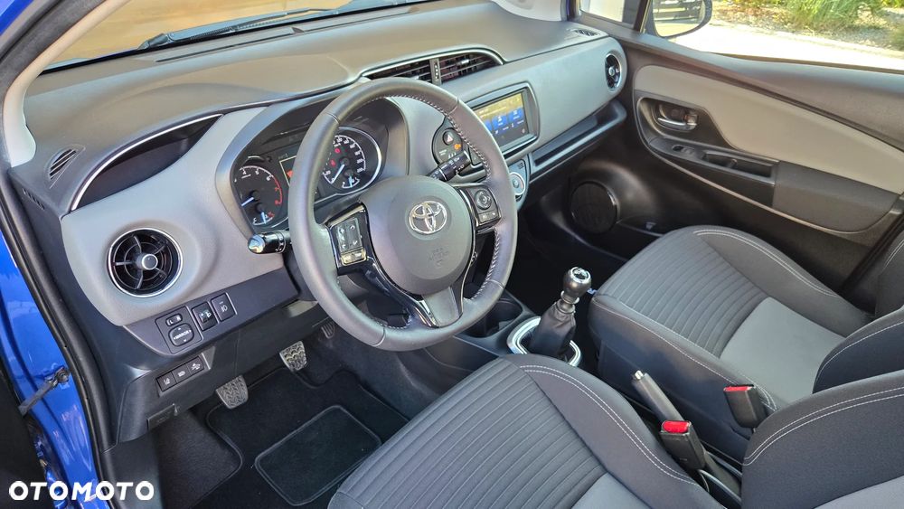 Toyota Yaris 1.5 Active - 14