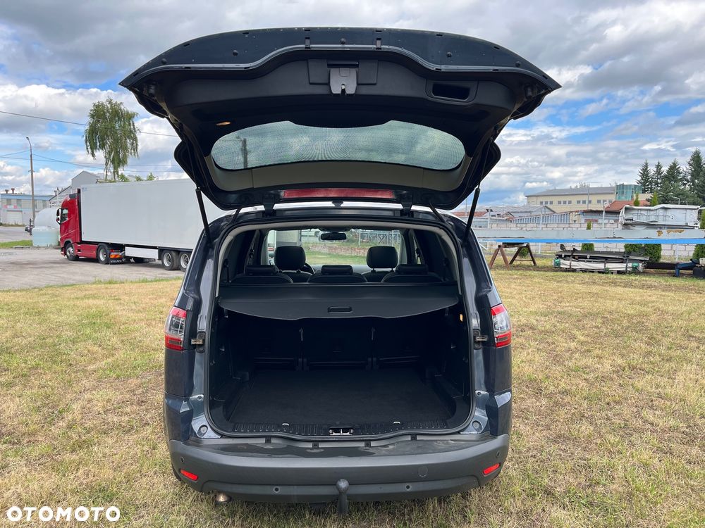 Ford S-Max 1.6 T Titanium - 32