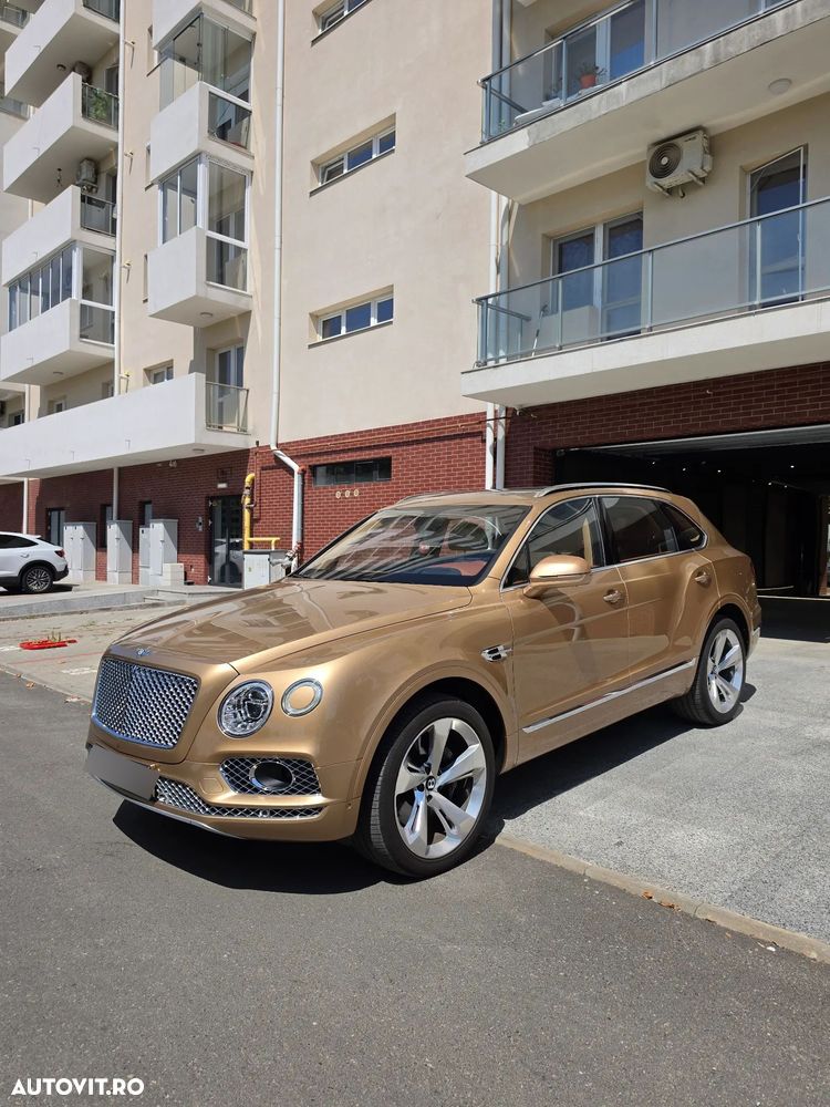 Bentley Bentayga - 3