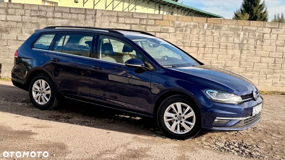 Volkswagen Golf - 18