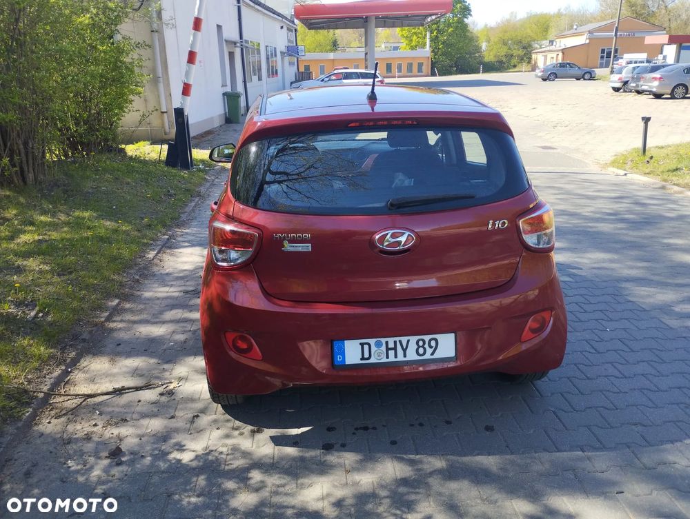Hyundai i10 1.0 BlueDrive Premium - 10