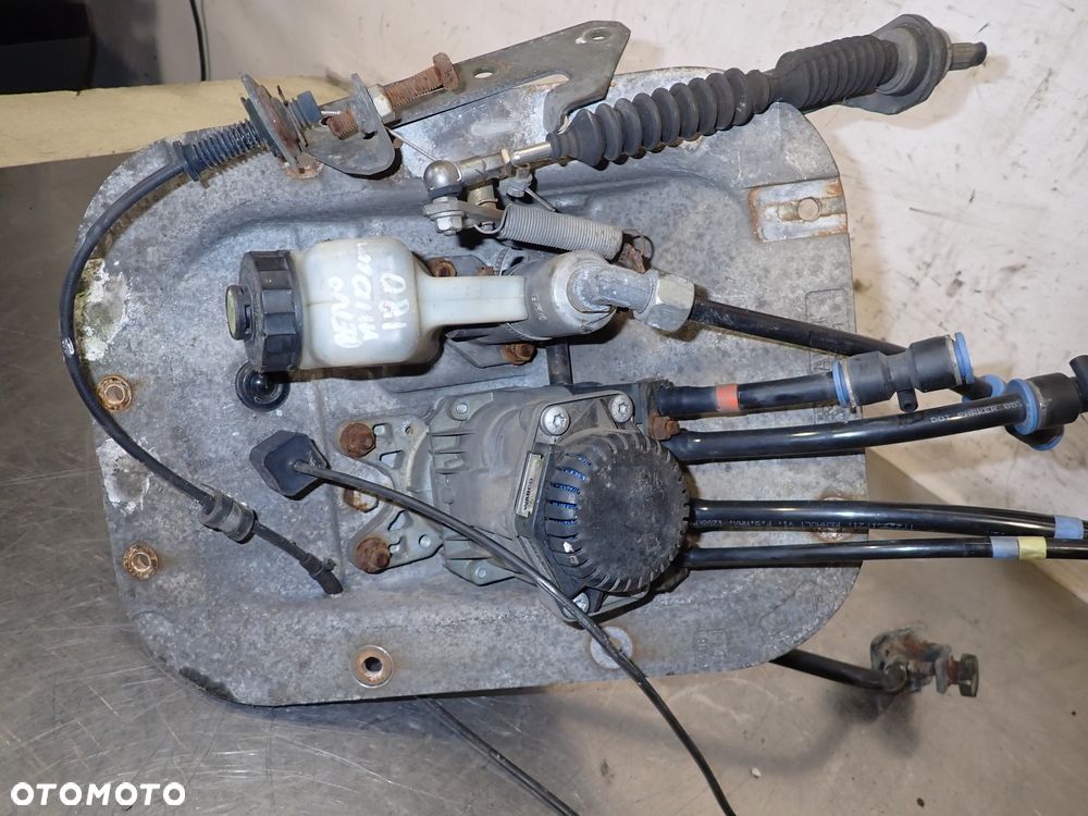 PEDAŁ SPRZĘGŁA HAMULCA GAZU RENAULT MIDLUM 4.1 5010422019   5600201491 - 9