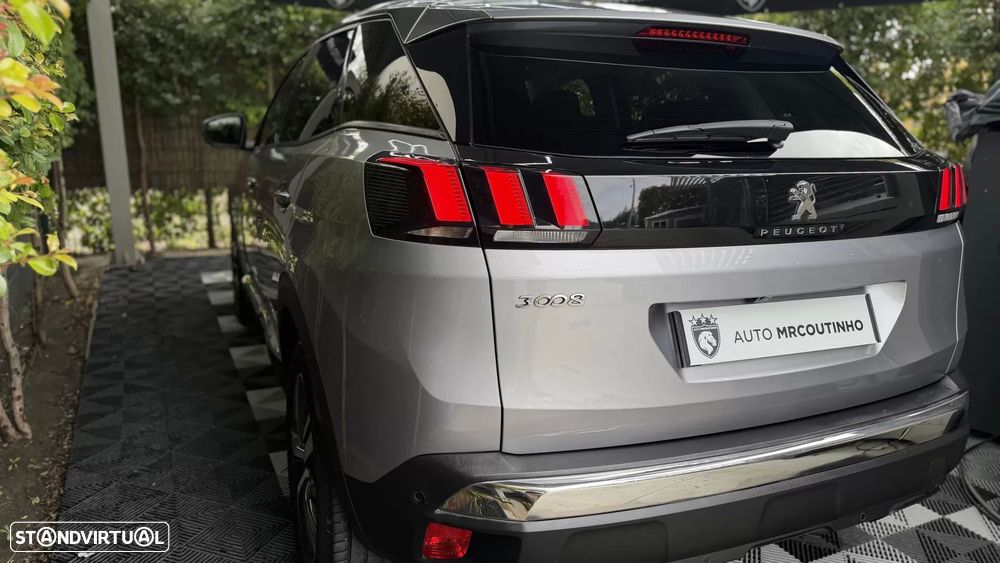 Peugeot 3008 1.2 PureTech Allure - 10