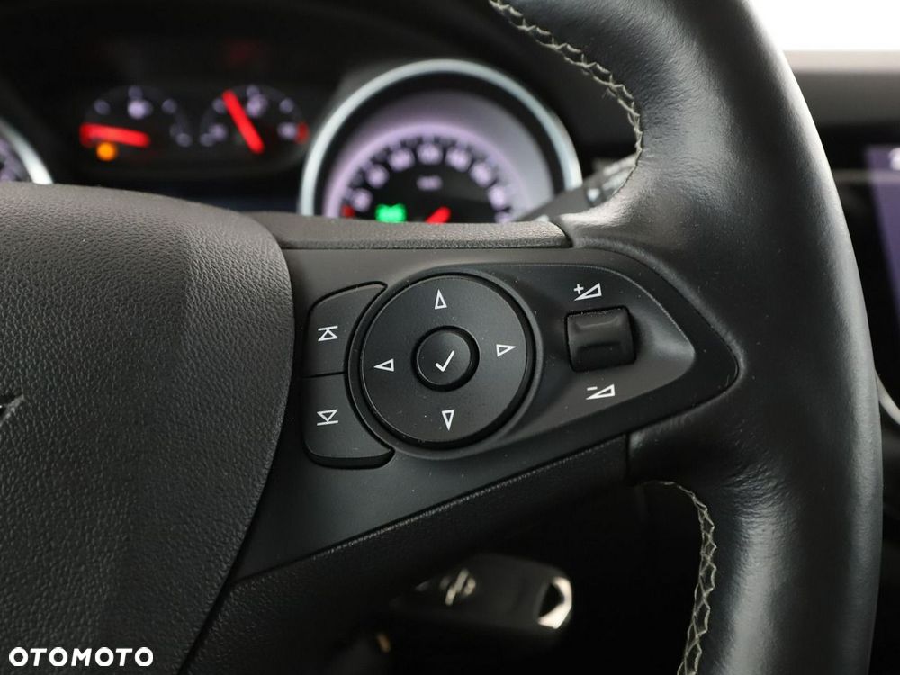 Opel Astra 1.4 T GPF Dynamic S&S - 30