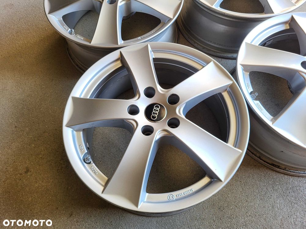 [944] Felgi aluminiowe 17 cali AUDI A3 A4 A6 7JX17H2 5X112 ET47 - 5