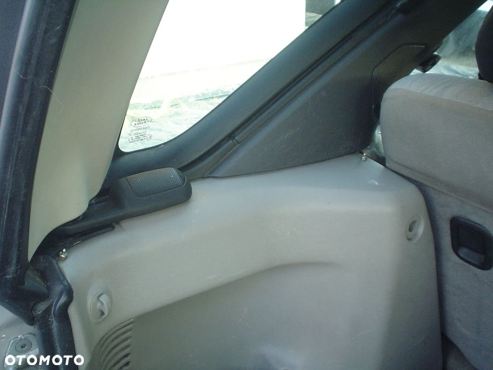 Land Rover Freelander 2.0 D - 12