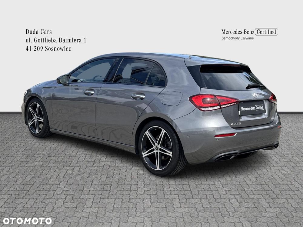 Mercedes-Benz Klasa A 250 Progressive 7G-DCT - 4