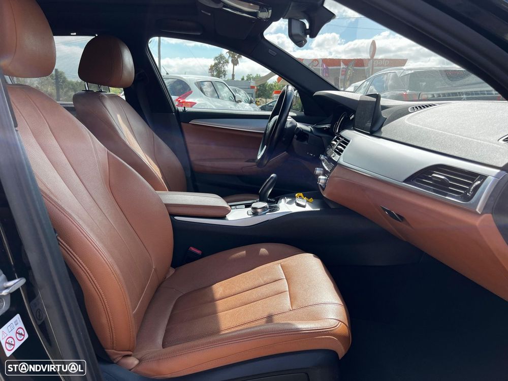 BMW 520 d Auto - 13