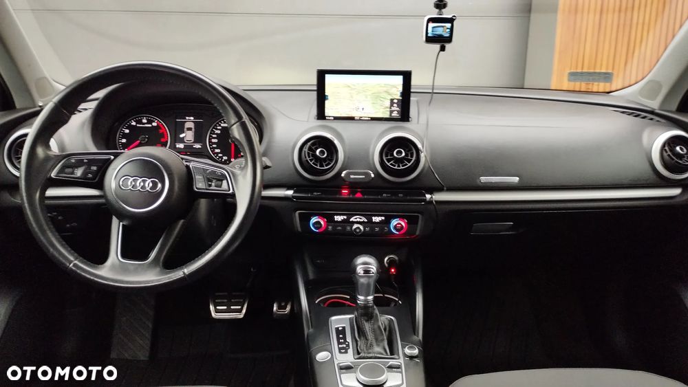 Audi A3 Sportback 1.5 TFSI S tronic - 8