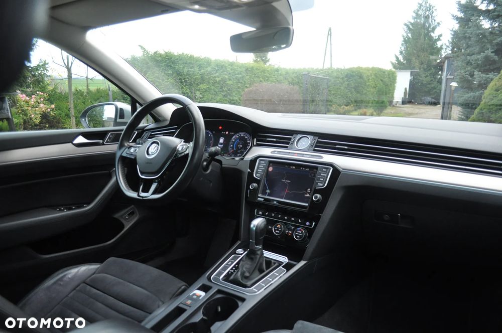 Volkswagen Passat 2.0 TDI BMT Highline DSG - 13