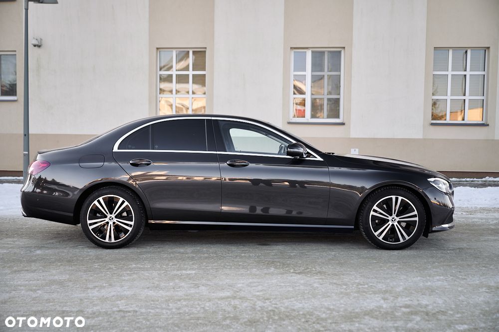 Mercedes-Benz Klasa E 220 d 9G-TRONIC - 13