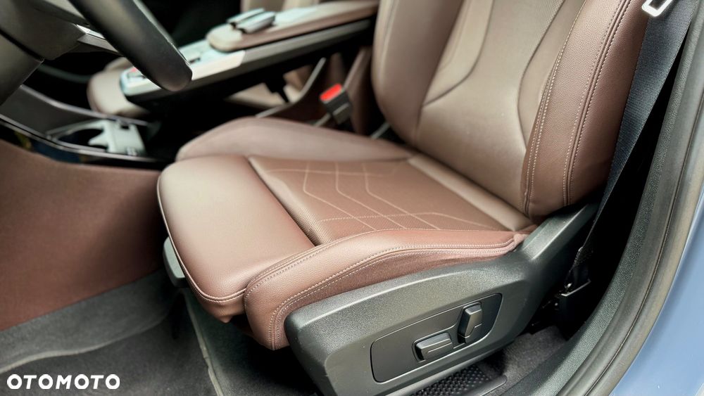 BMW Seria 2 218d Luxury Line - 13