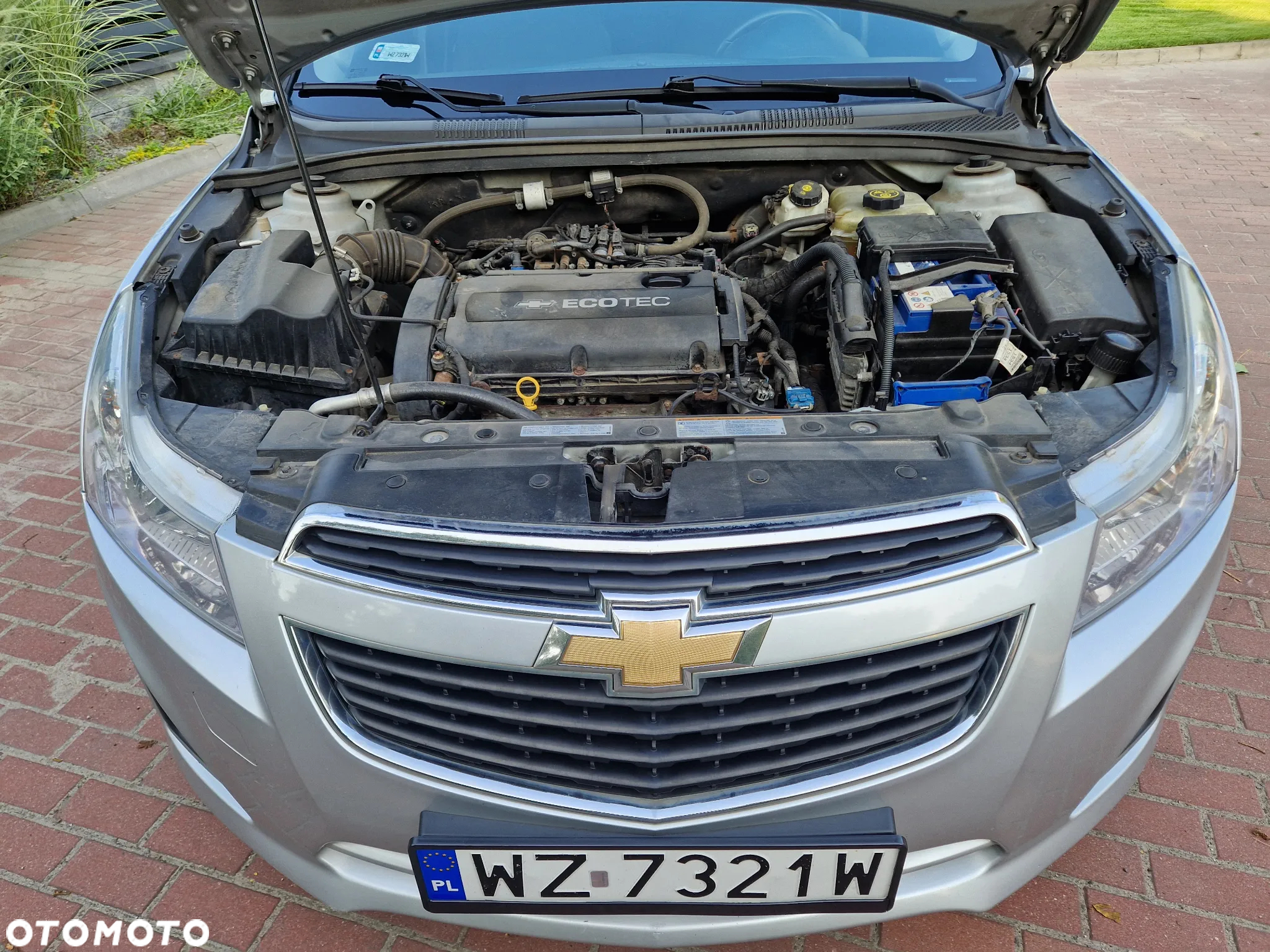 Chevrolet Cruze 1.6 LS+ - 10