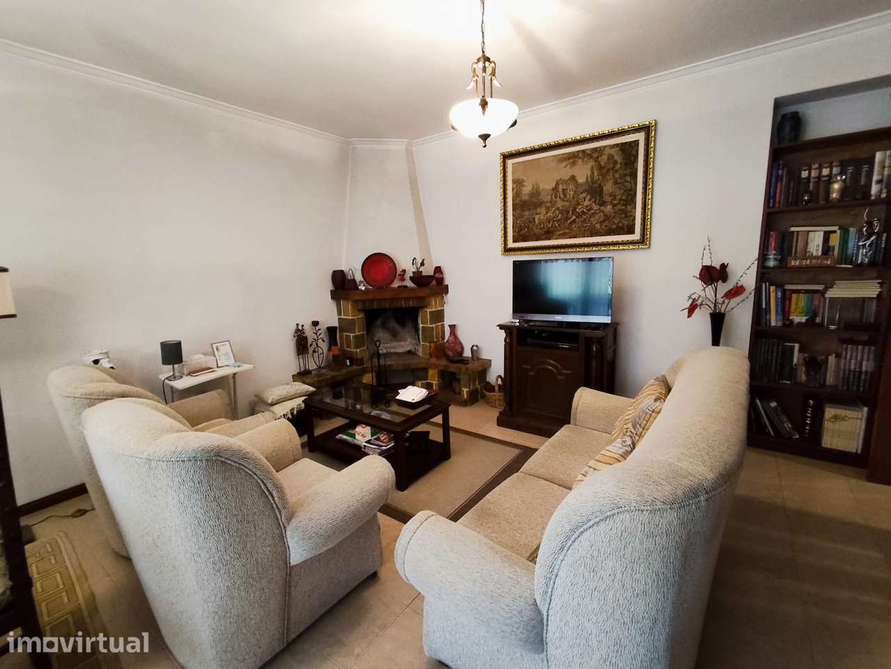 Apartamento T3 em Ermesinde com varanda e garagem - Grande imagem: 2/27