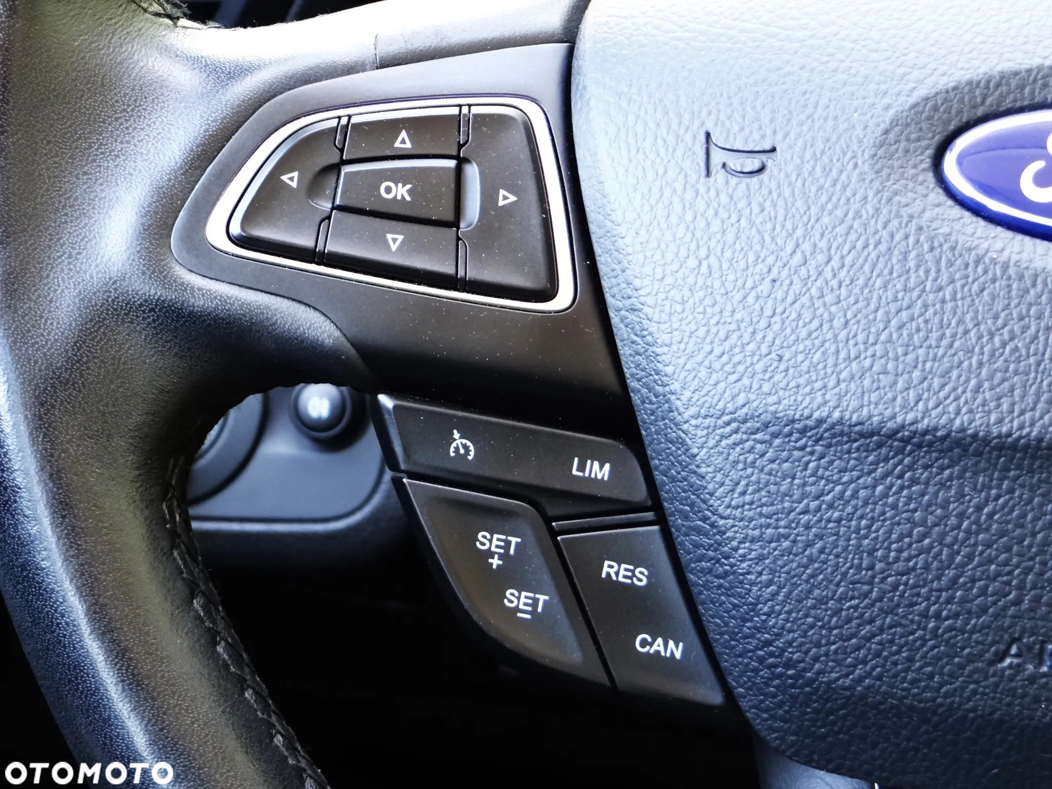 Ford C-MAX 1.5 EcoBoost Start-Stop-System Titanium - 18