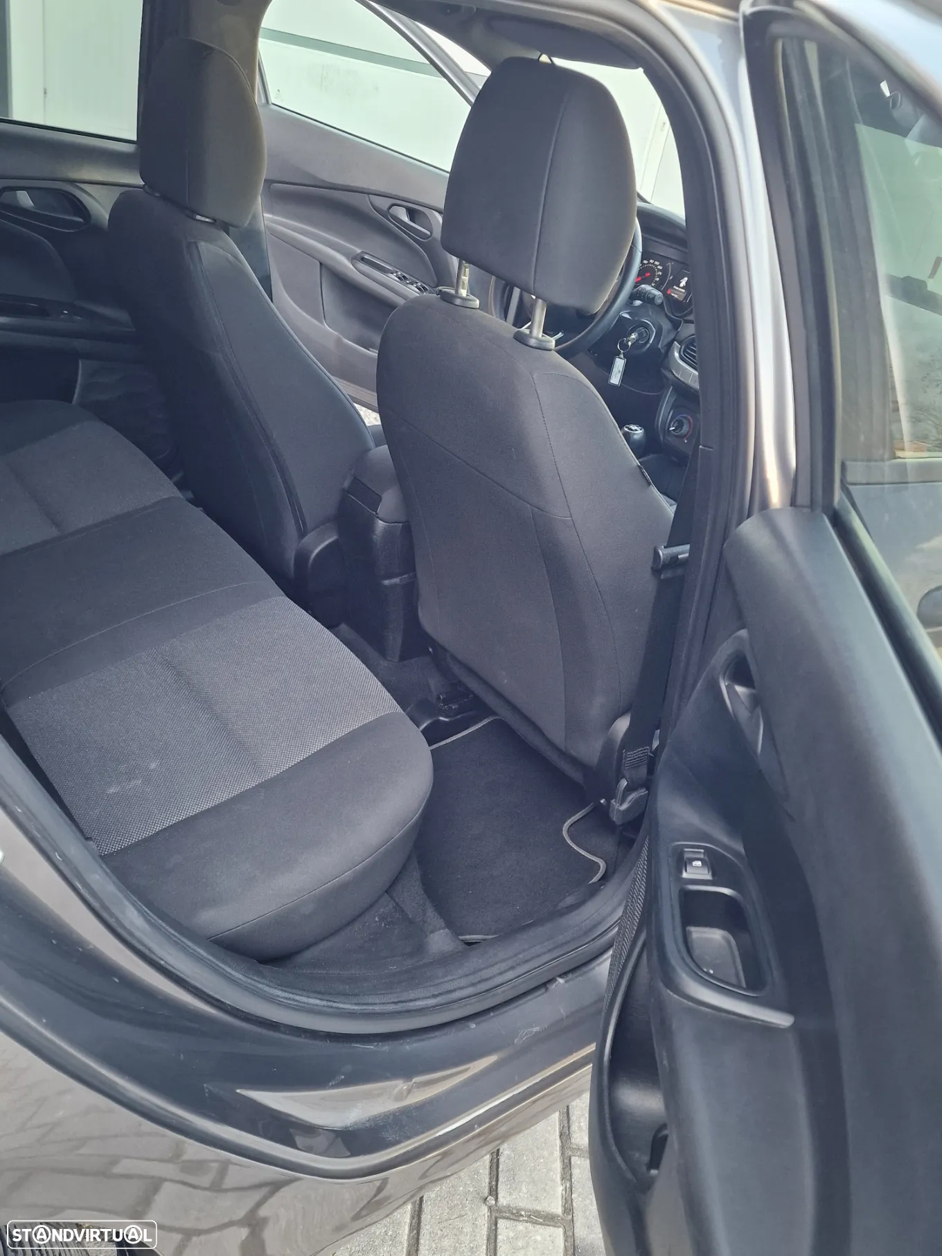 Fiat Tipo 1.3 M-Jet Street - 11