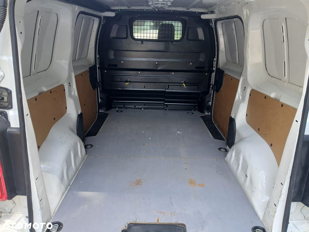 Peugeot EXPERT - 8