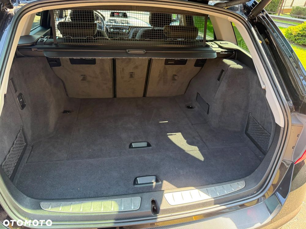 BMW Seria 3 318d Sport Line - 17