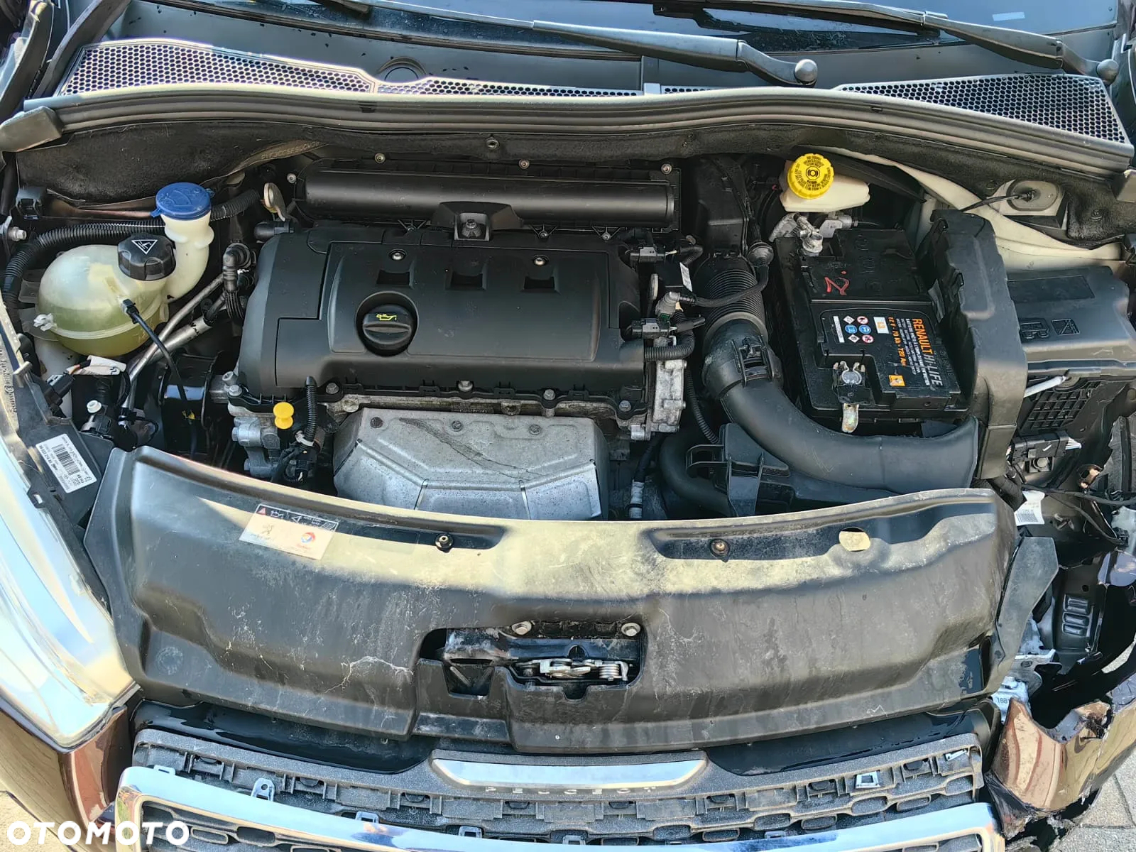 Peugeot 208 120 VTI Intuitive - 12