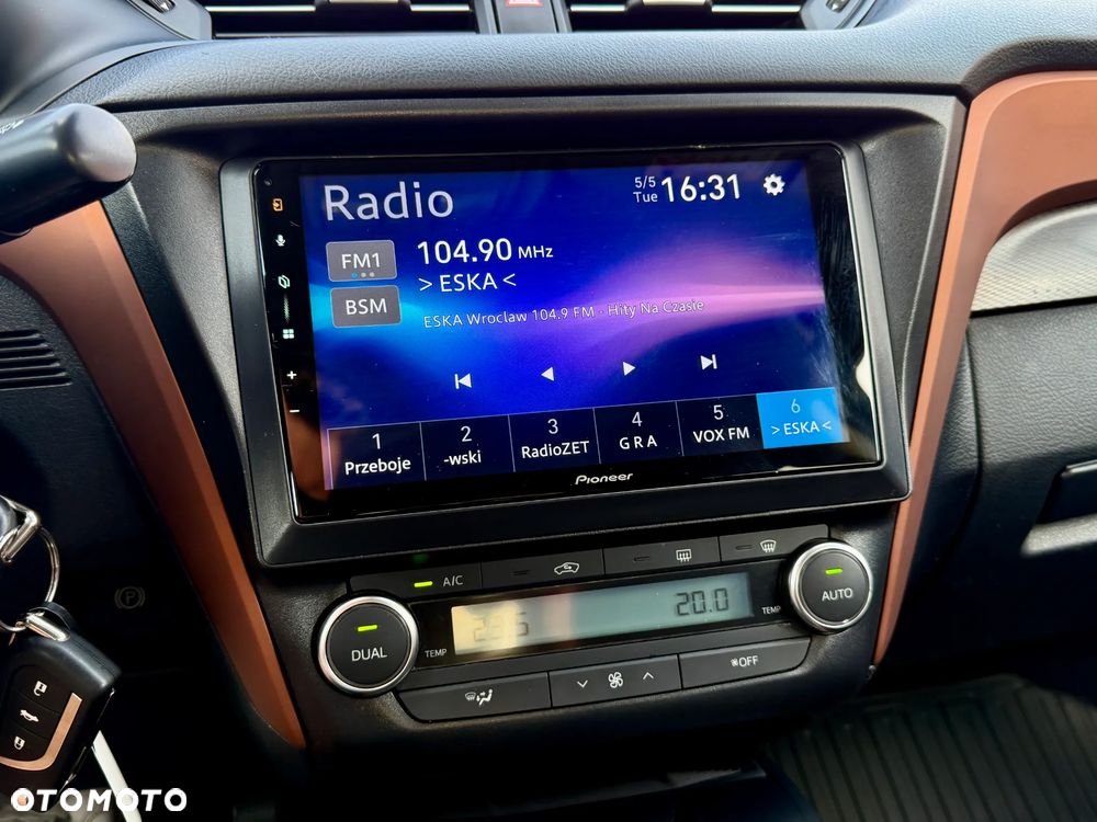 Toyota Avensis 2.0 D-4D Premium - 12