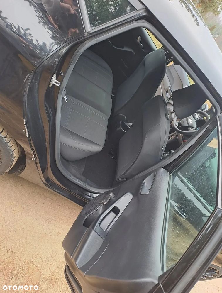 Ford Fiesta - 14