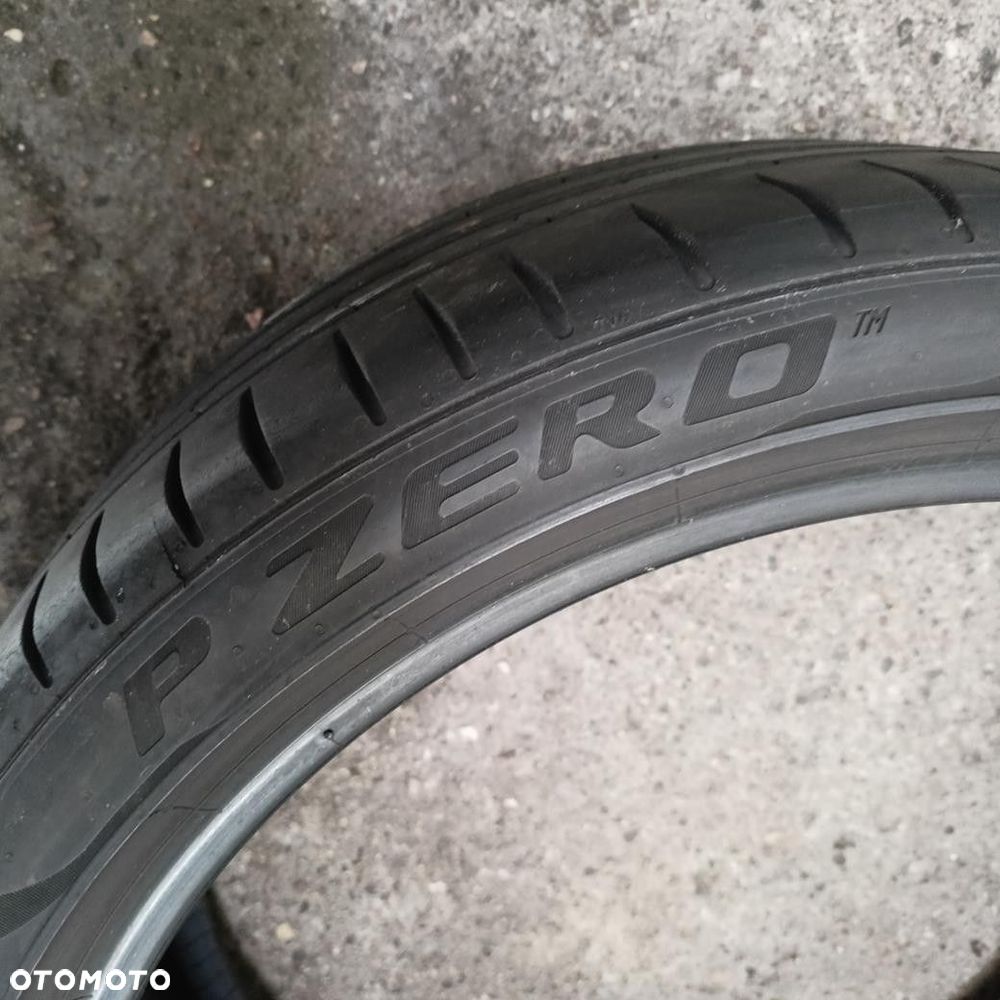 Opona 235/35/19 Pirelli P Zero (F2974) - 3