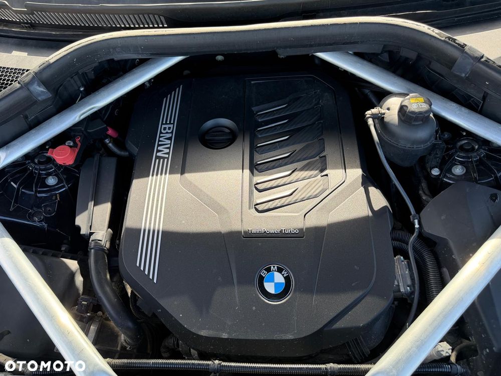 BMW X6 xDrive40i xLine - 25