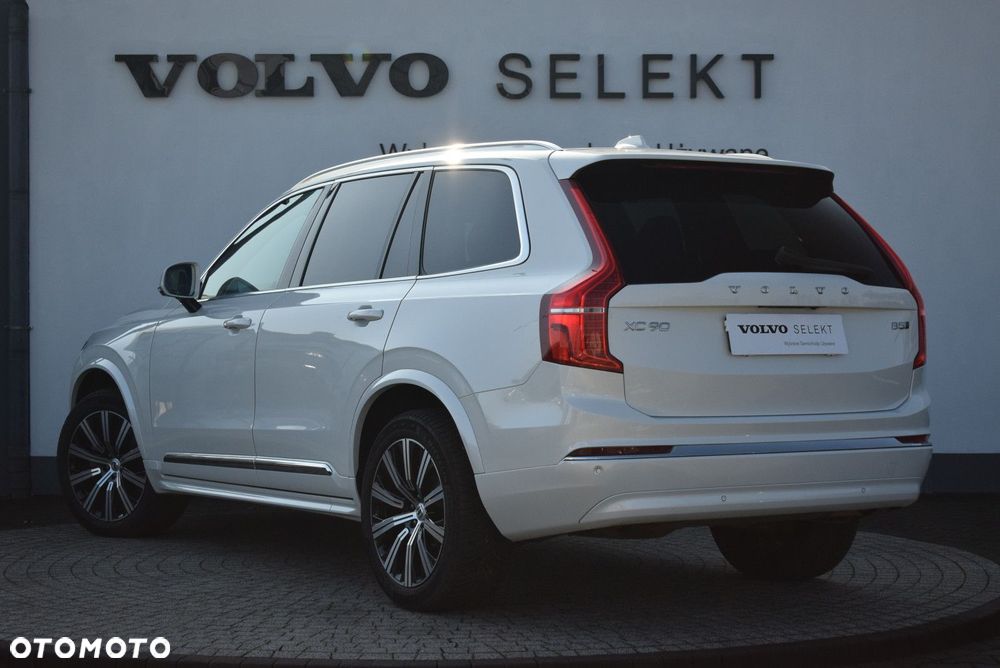 Volvo XC 90 - 8