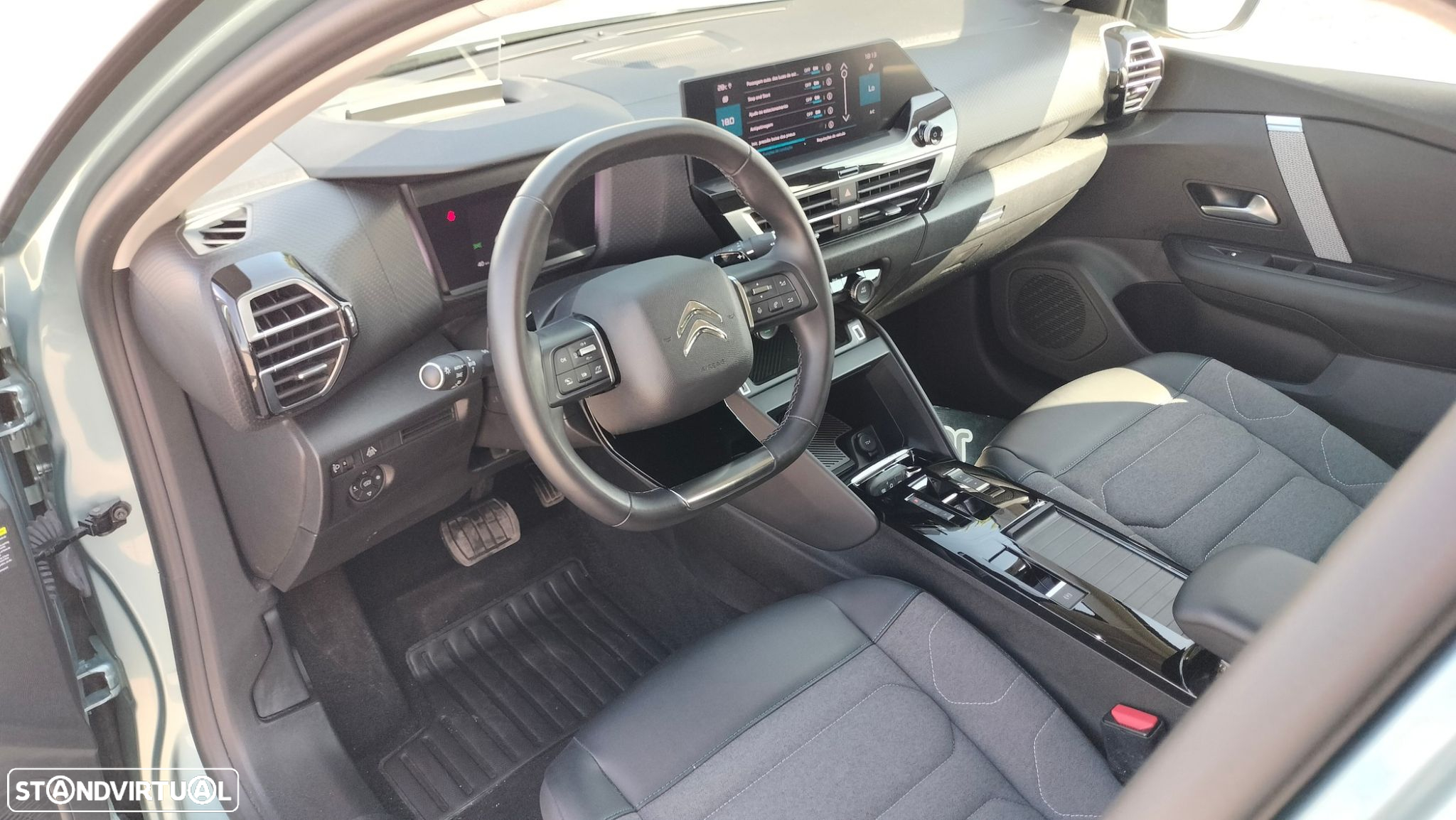 Citroën C4 PureTech 130 Stop&Start EAT8 FEEL PACK - 9