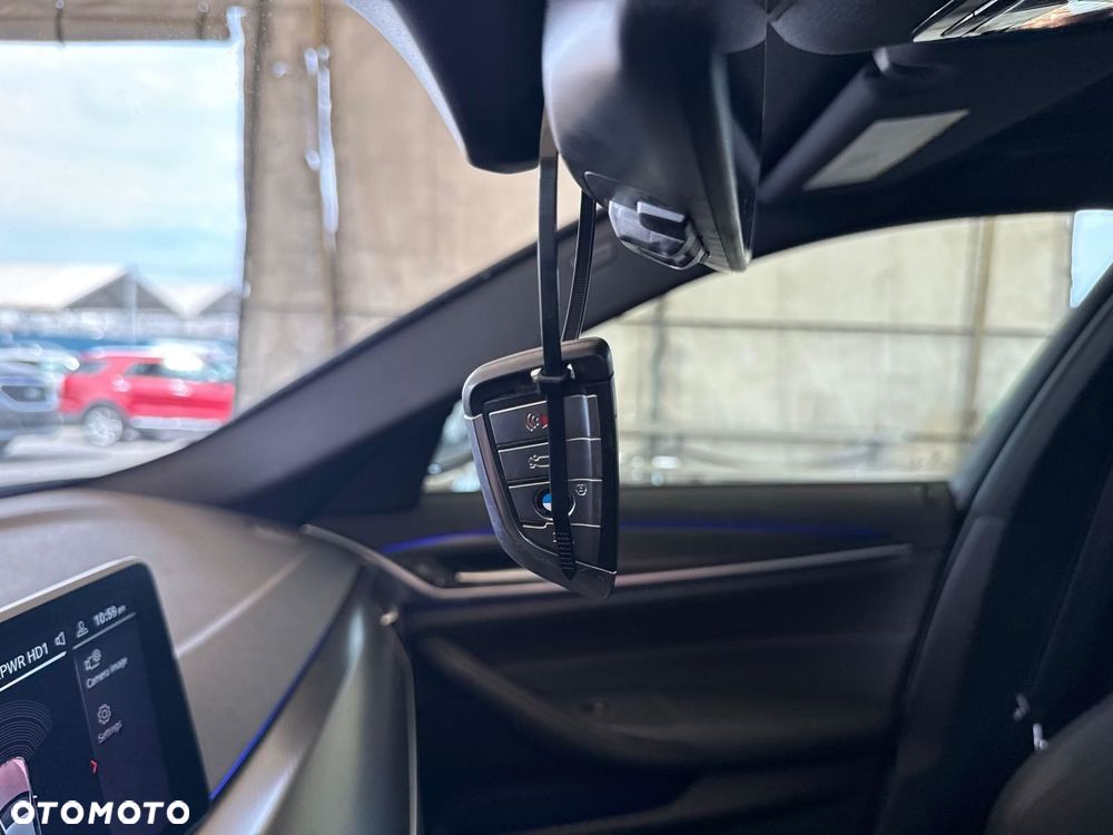 BMW Seria 5 530i M Sport Edition - 11