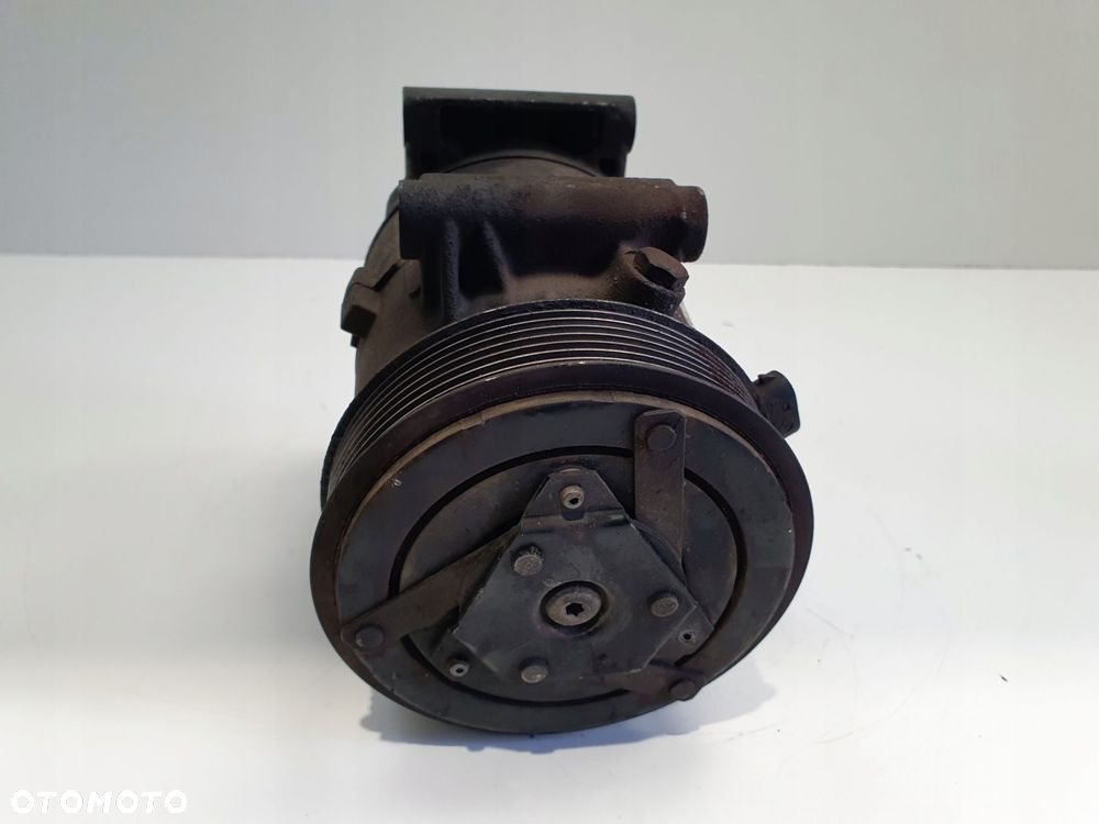 SPRĘŻARKA KLIMATYZACJI Renault Scenic II 2.0 16V _ pompa 8200678499 - 6