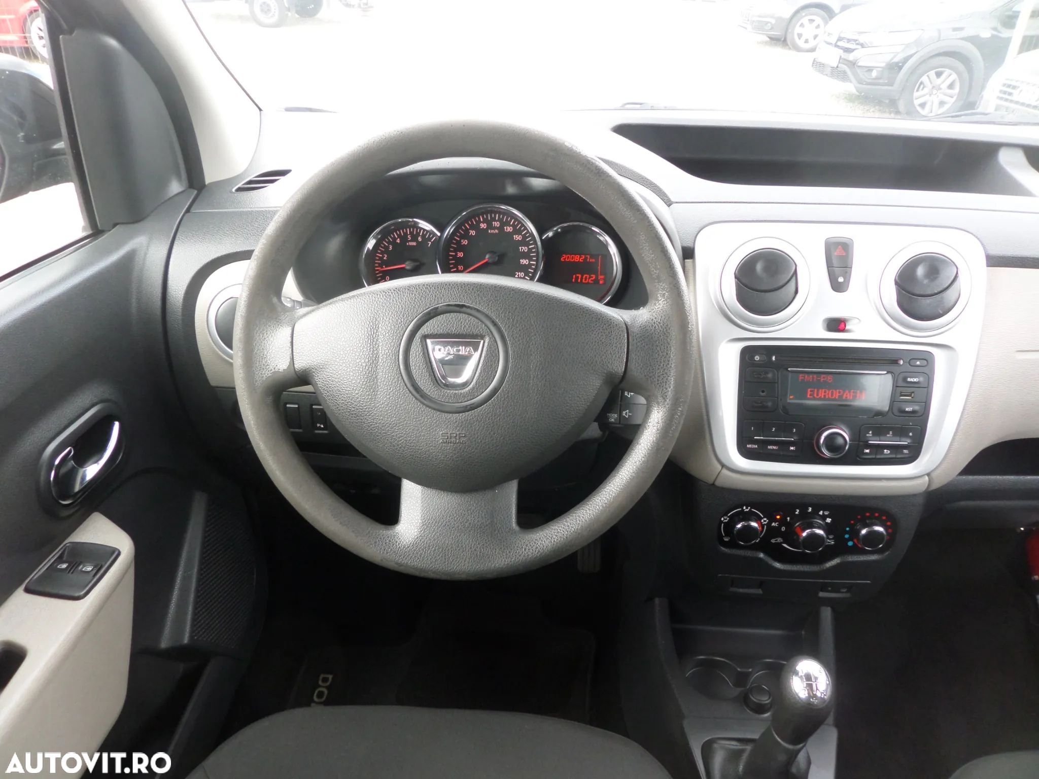 Dacia Dokker 1.5 dCi 90 CP Laureate - 30