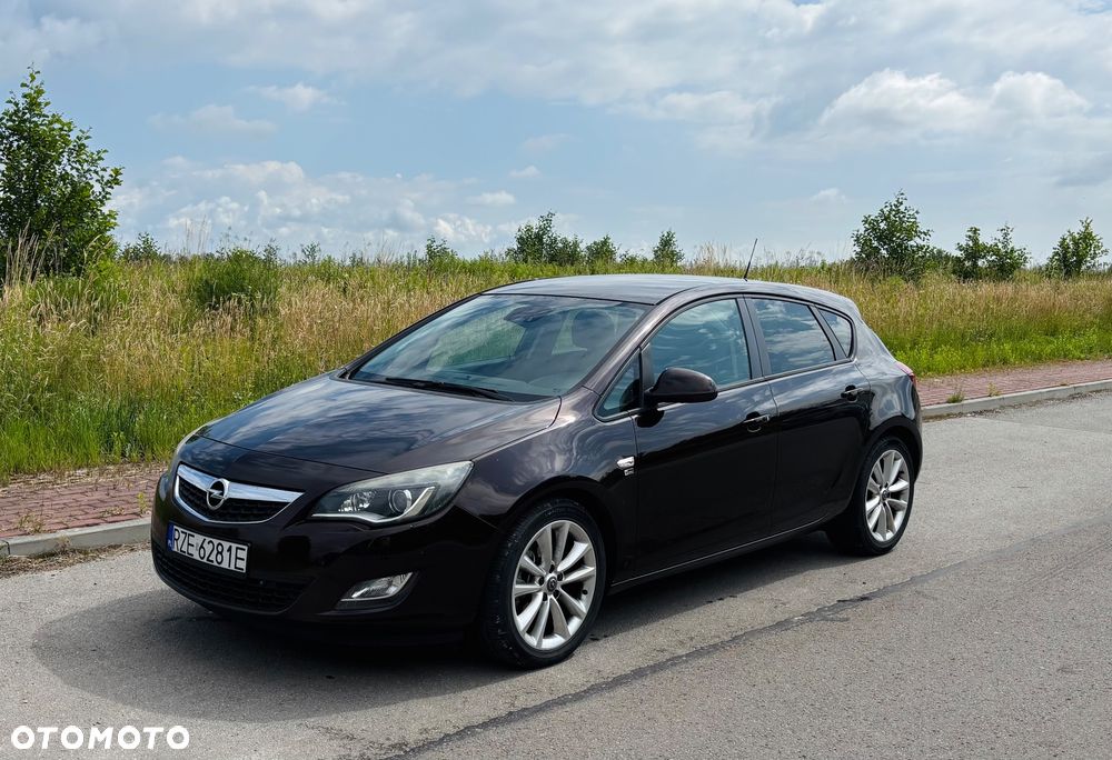 Opel Astra 1.7 CDTI Edition 150 - 2
