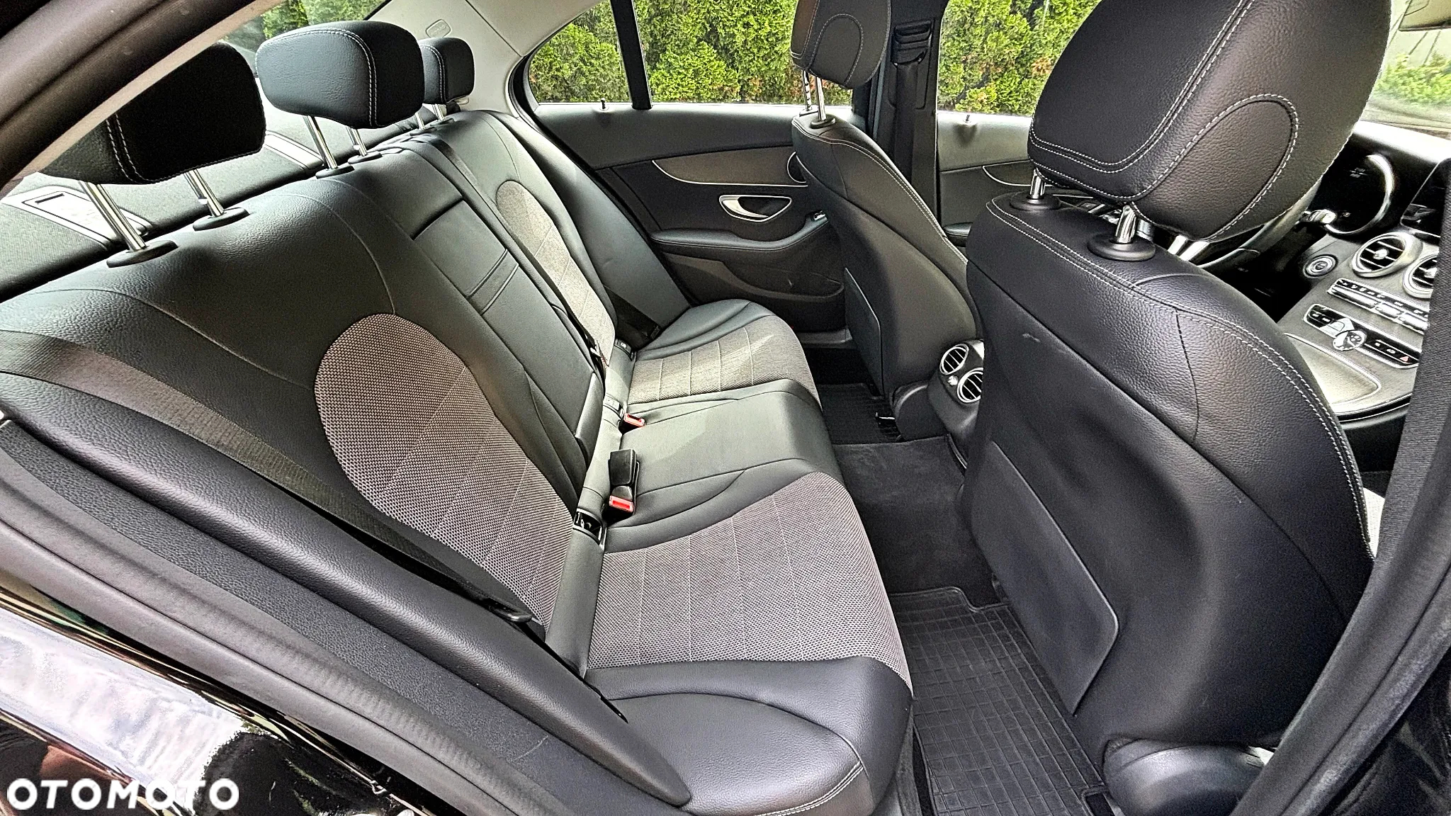 Mercedes-Benz Klasa C 220 d 4MATIC 9G-TRONIC - 11