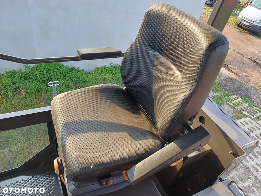 Volvo 6820 D - 21