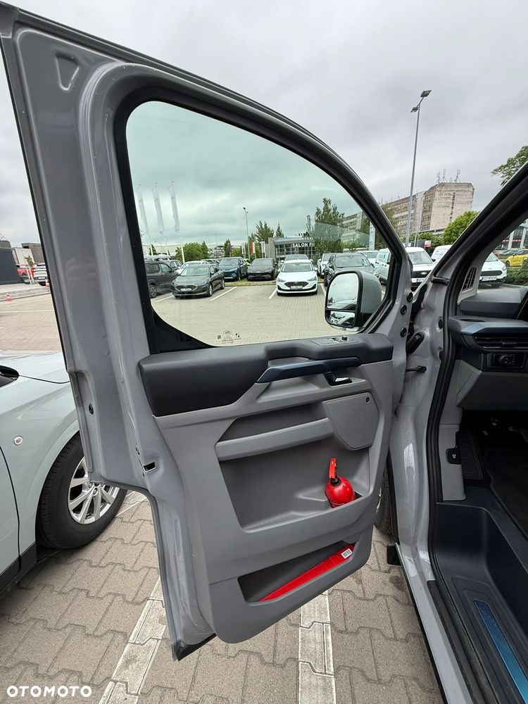 Ford Tourneo Custom 2.0 EcoBlue 320 L2 Active - 27