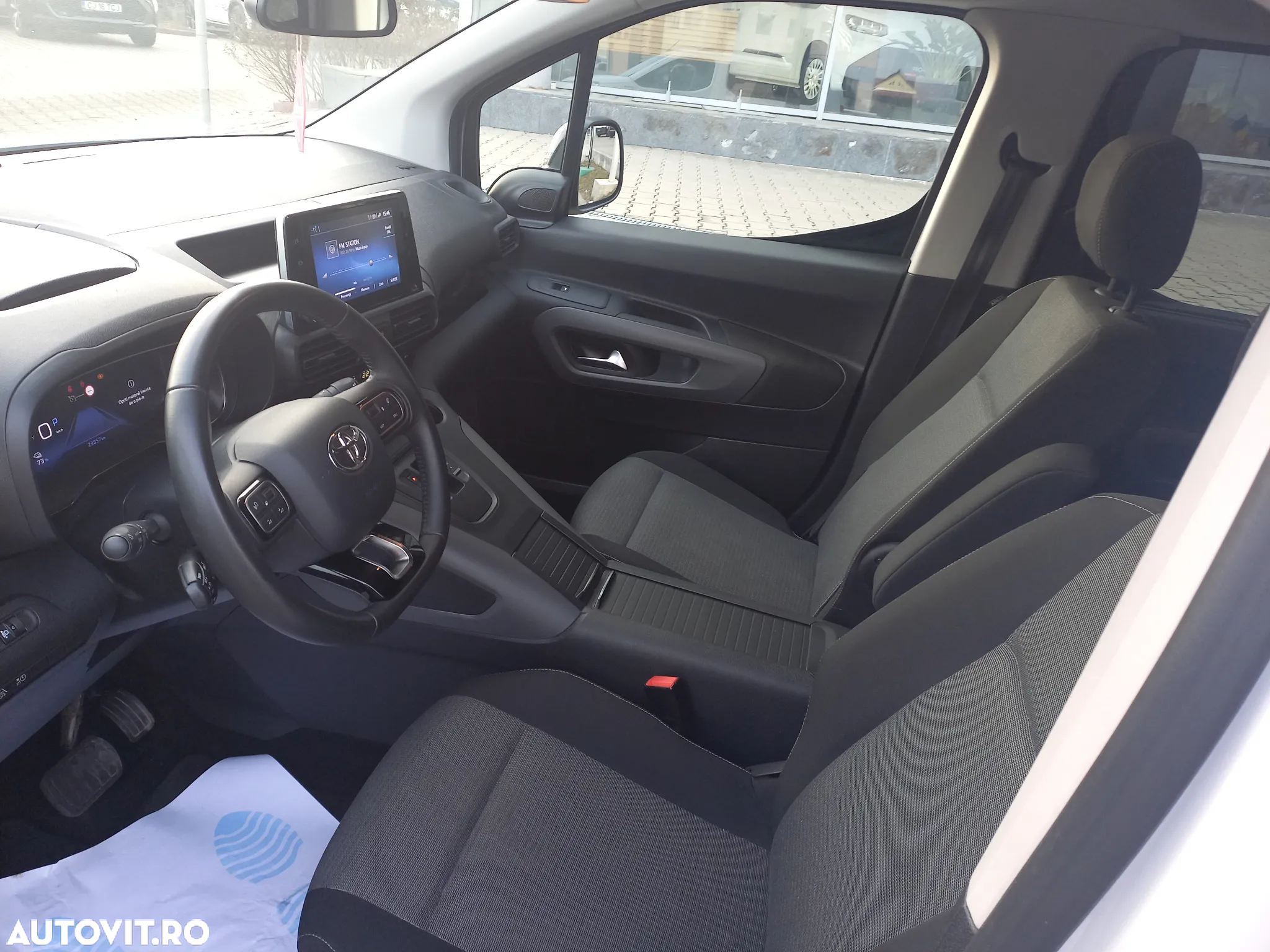 Toyota Proace City Verso 136 CP 50 kWh L2 6+1 Family+ - 9