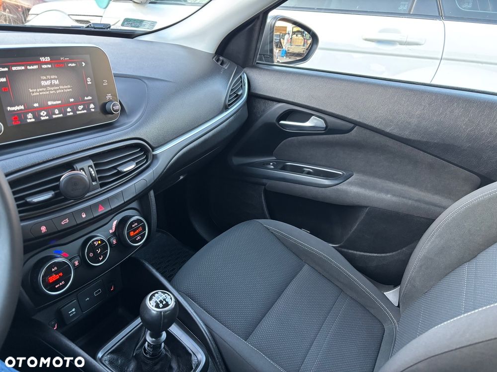 Fiat Tipo 1.4 16V Lounge - 16