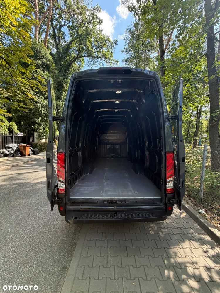 Iveco DAILY - 10