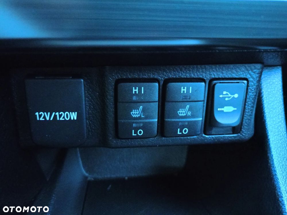 Toyota Auris 1.6 Edition - 19