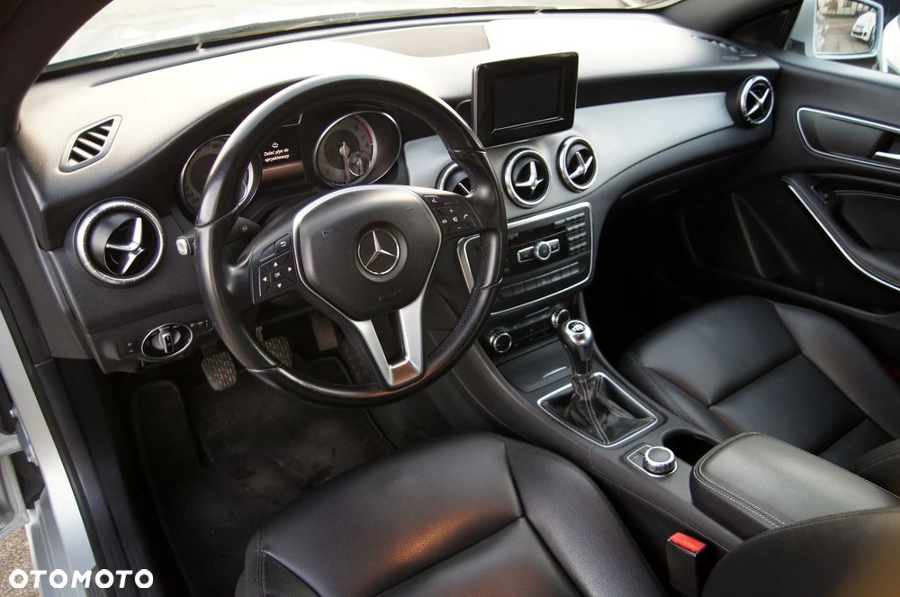 Mercedes-Benz CLA 200 CDI - 11